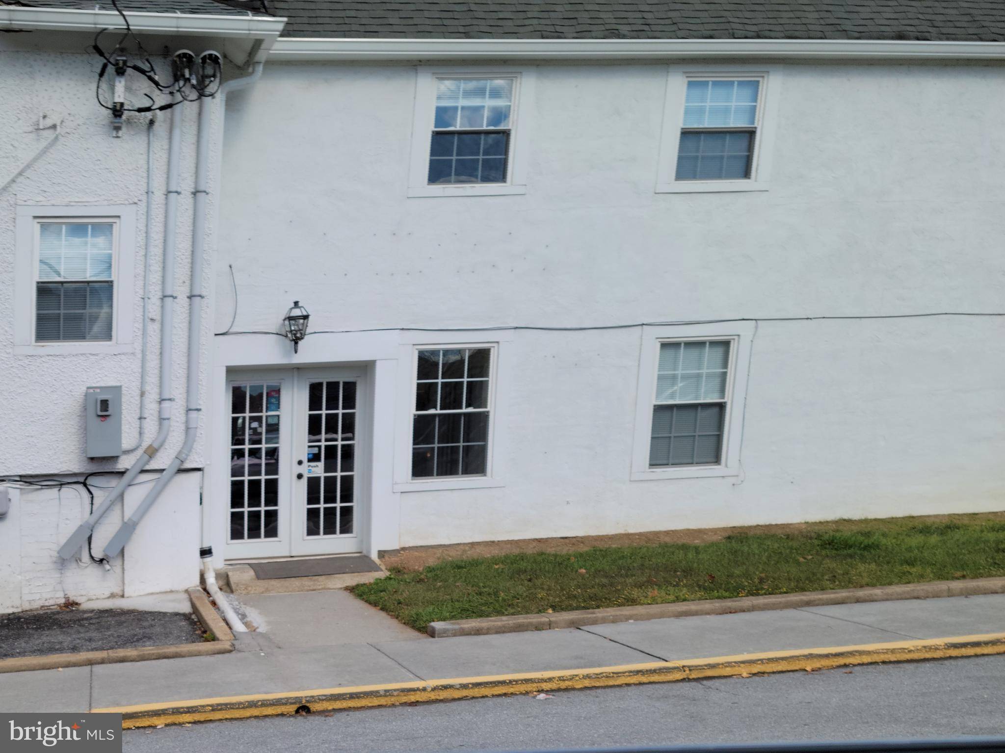 Front Royal, VA 22630,27 S ROYAL AVE