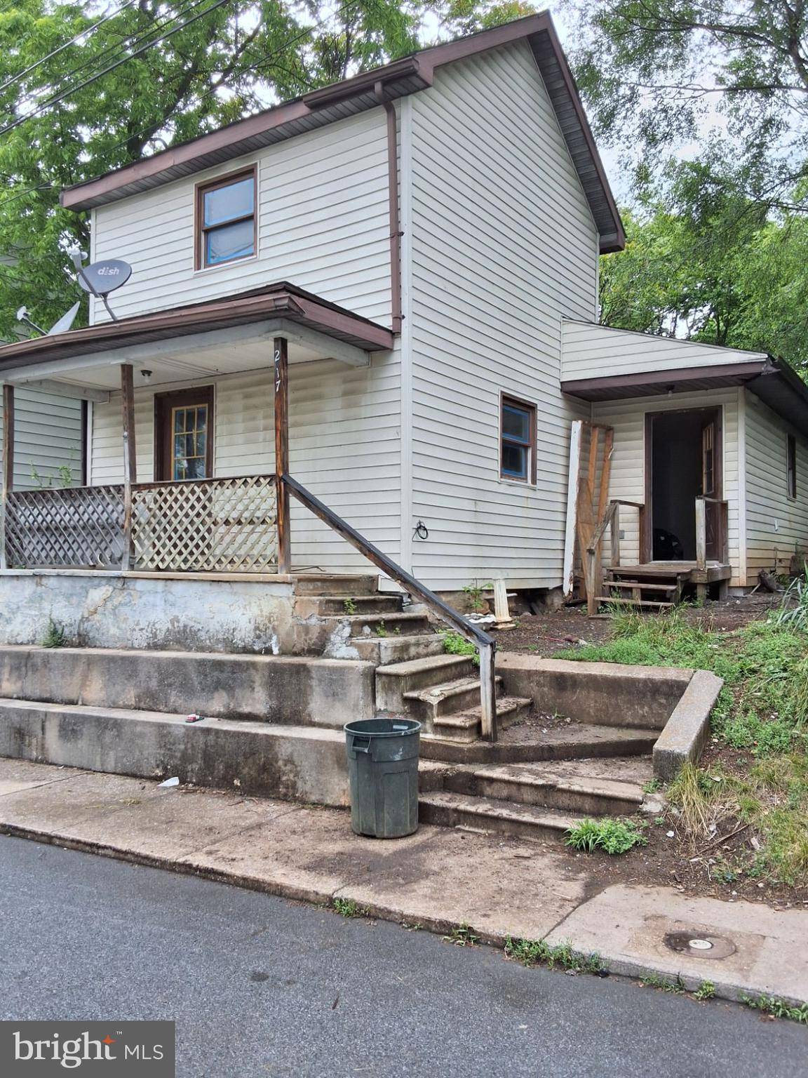 Martinsburg, WV 25404,217 VICKY BULLETT ST