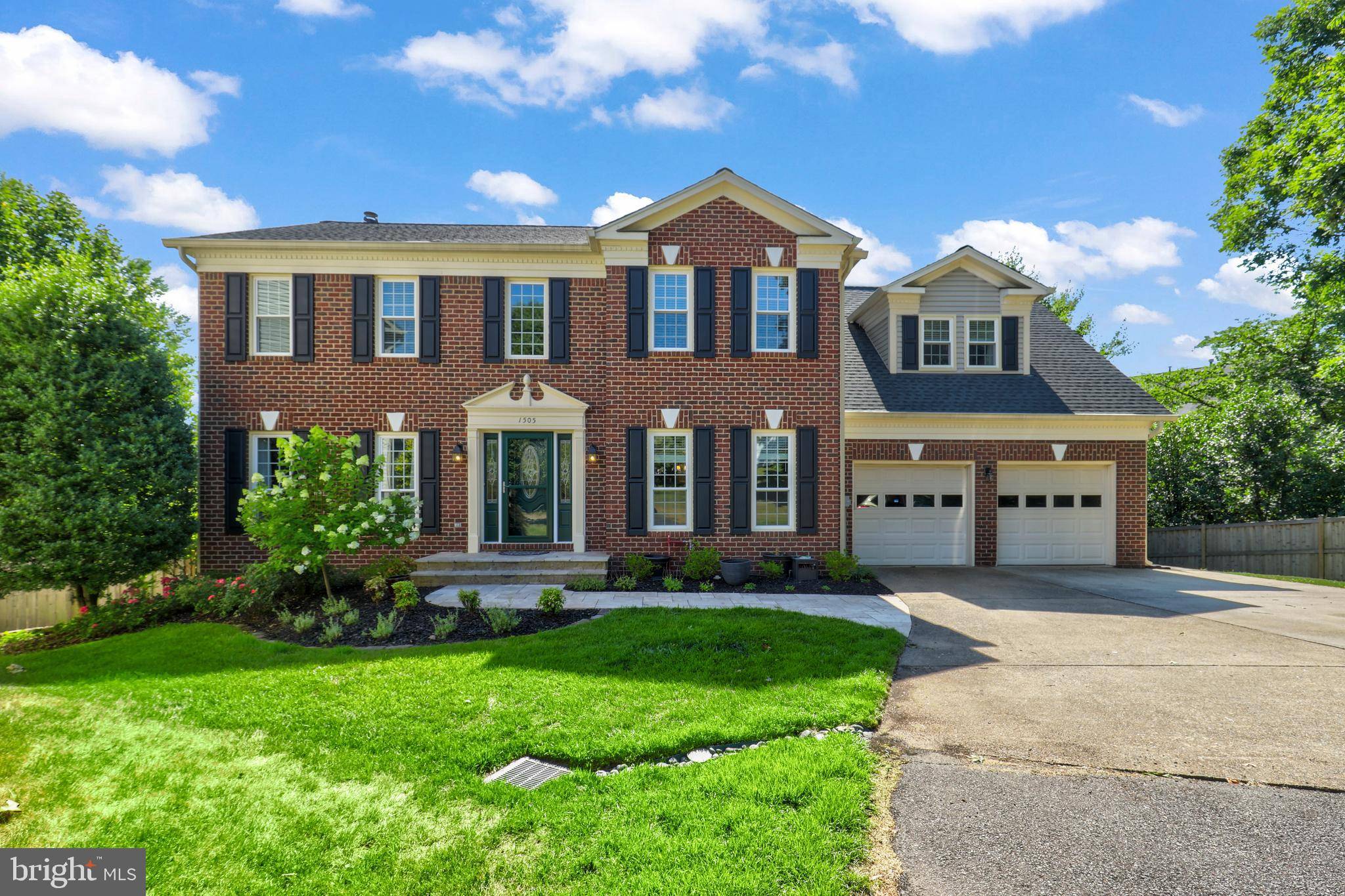 Herndon, VA 20170,1505 KINGS VALLEY CT