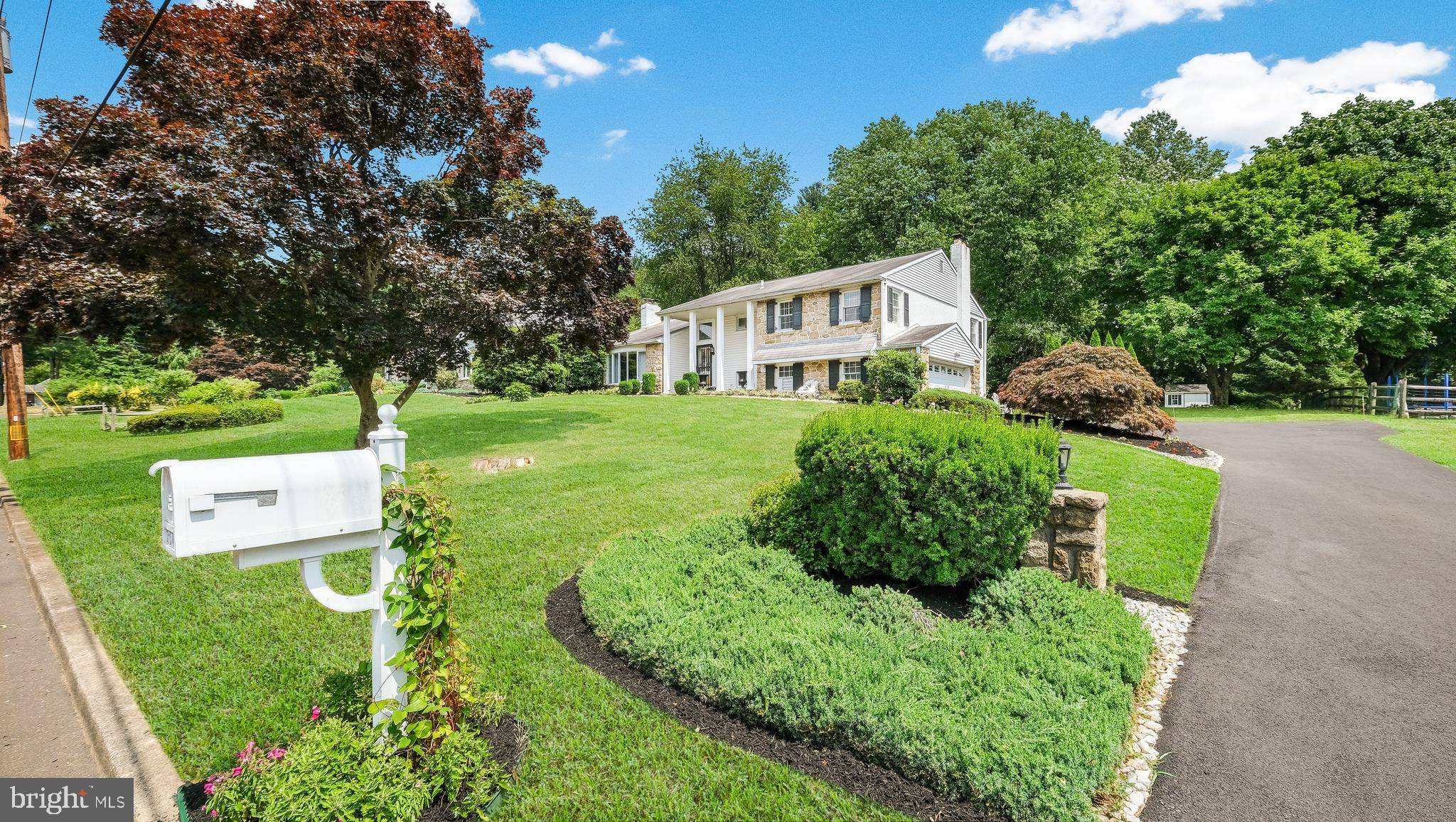 Huntingdon Valley, PA 19006,3537 BRAE BOURN DR