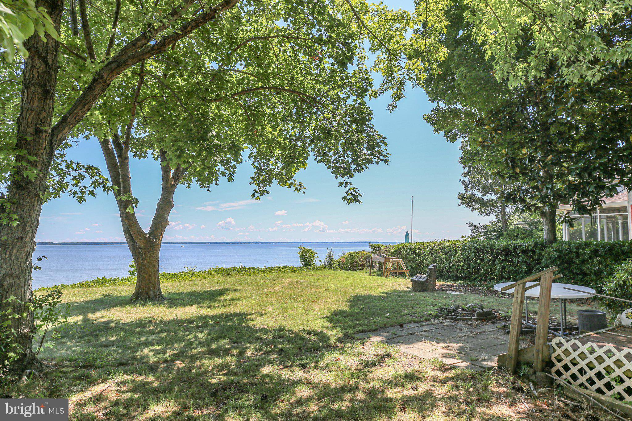 Colonial Beach, VA 22443,2 1ST ST