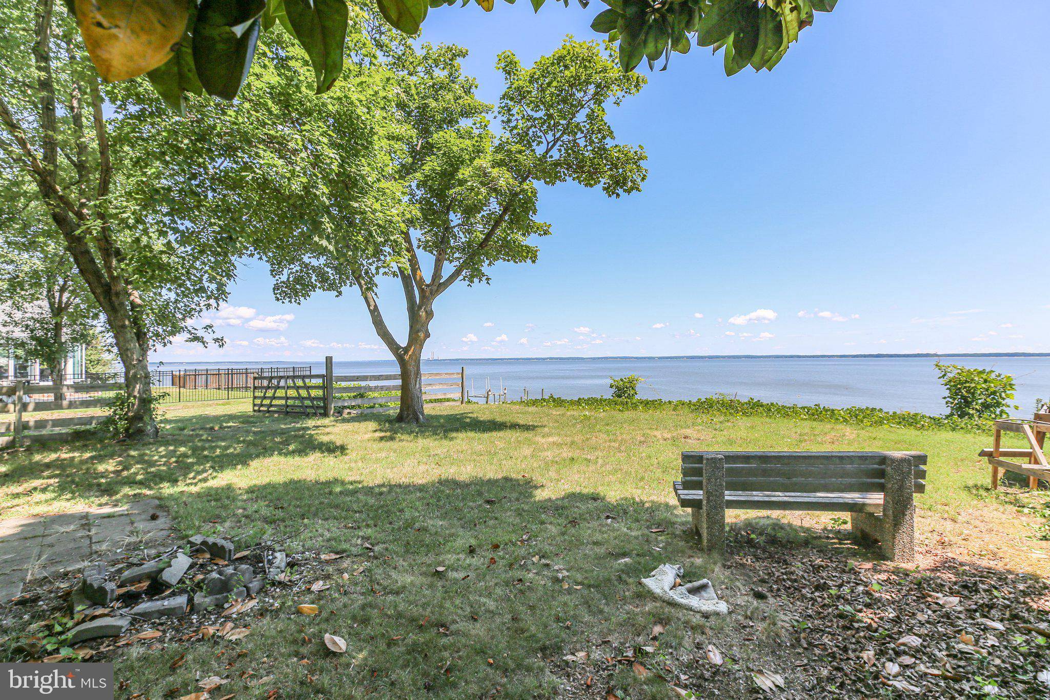 Colonial Beach, VA 22443,2 1ST ST