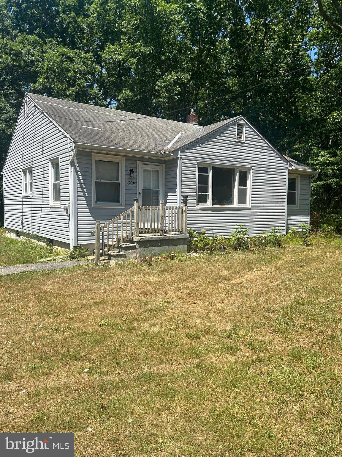 Newfield, NJ 08344,1306 BROWN RD