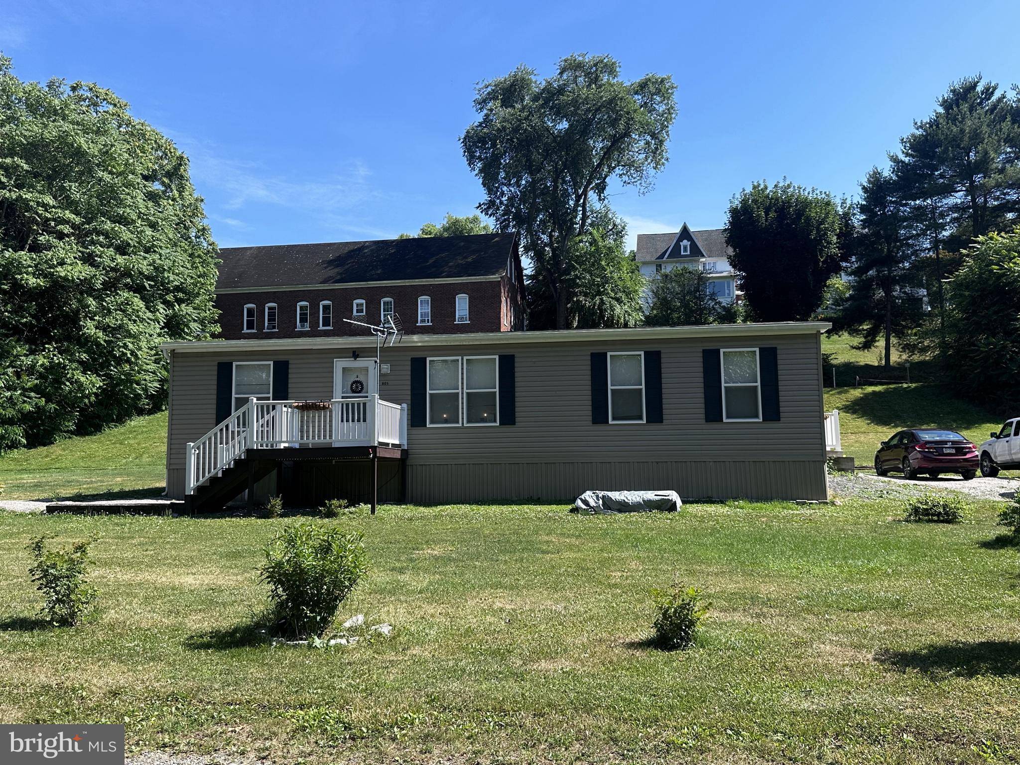 Saxton, PA 16678,805 BRANCH ST