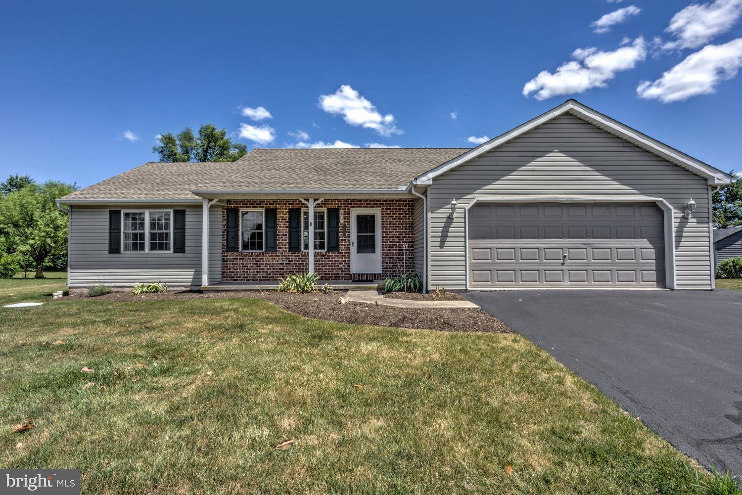 Denver, PA 17517,1112 VILLAGE CIR