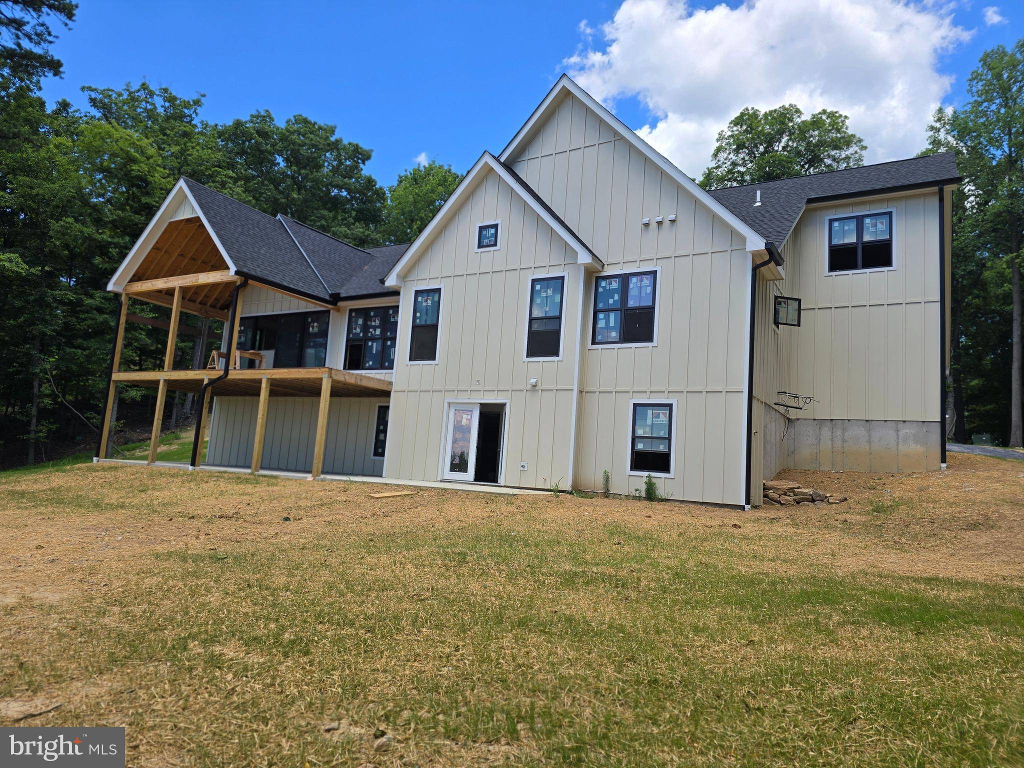 Harpers Ferry, WV 25425,333 ADELAIDE CIR