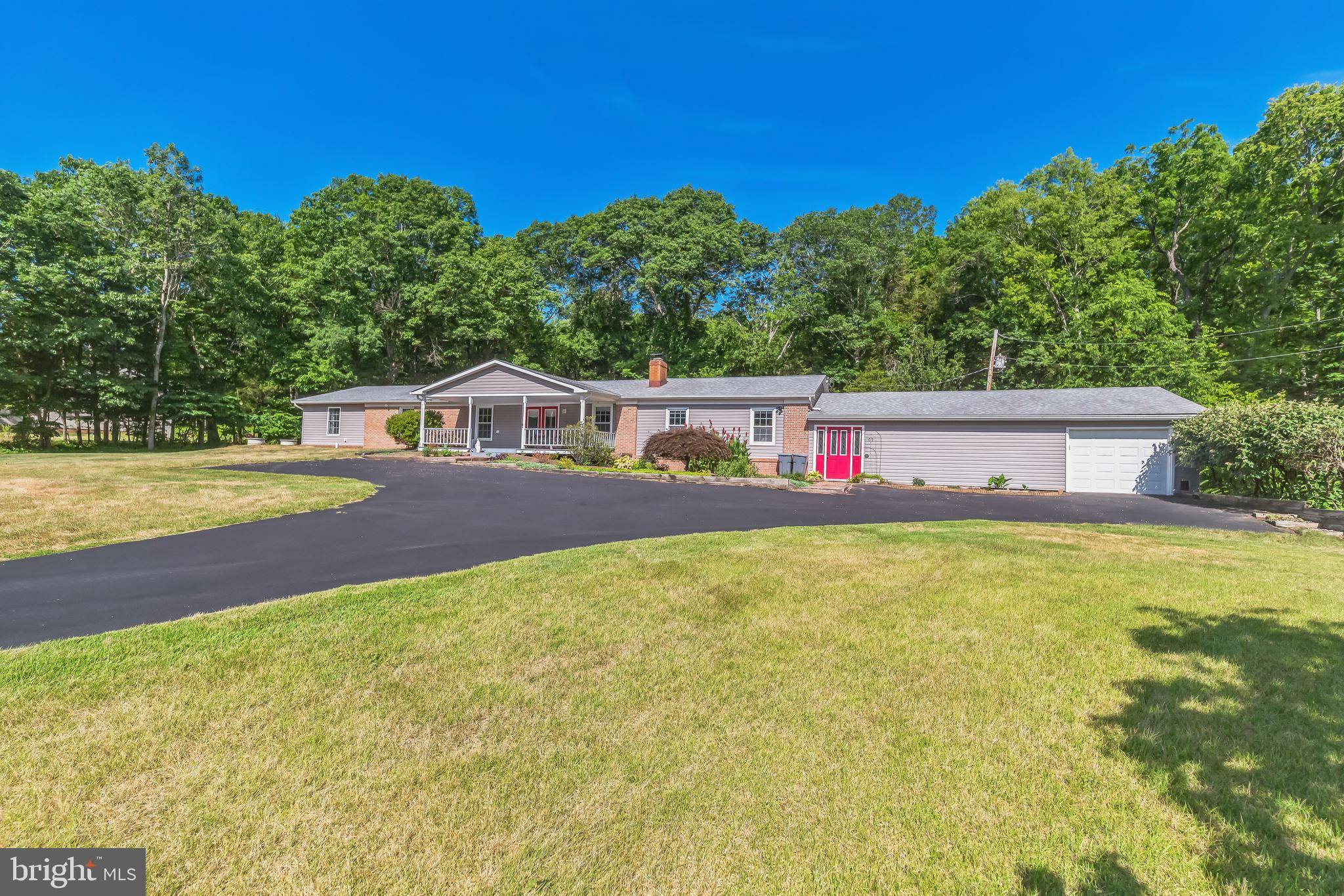 Catlett, VA 20119,8008 KETTLE RUN CT