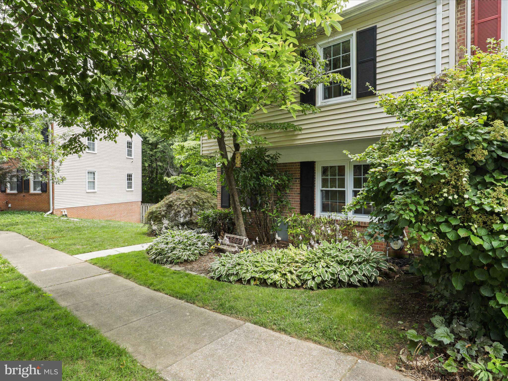 Springfield, VA 22151,8318 UXBRIDGE CT