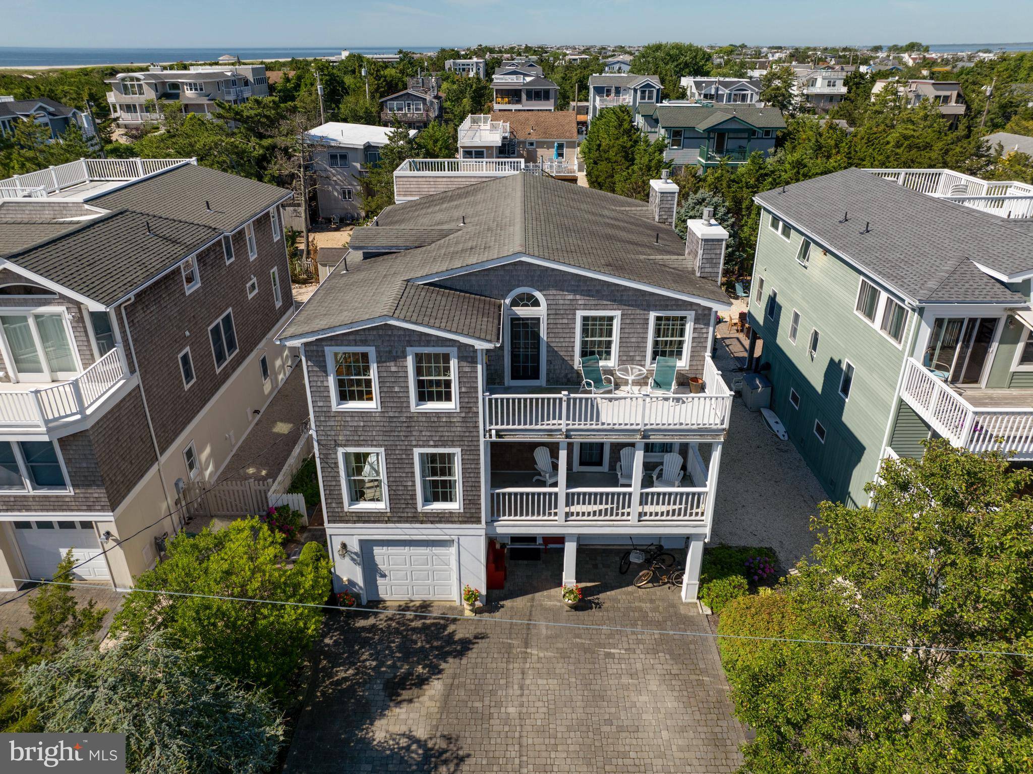 Barnegat Light, NJ 08006,13 EAST 15TH STREET