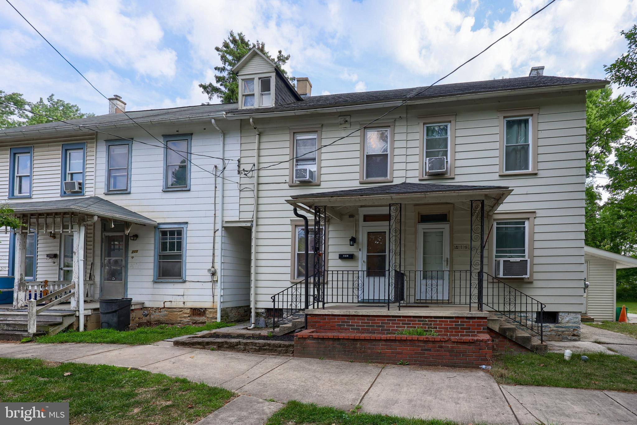 Lititz, PA 17543,213 LEAMAN ST