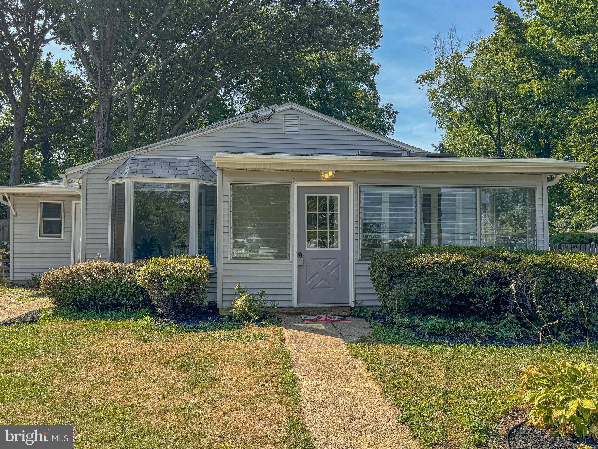 Severna Park, MD 21146,770 DIVIDING RD