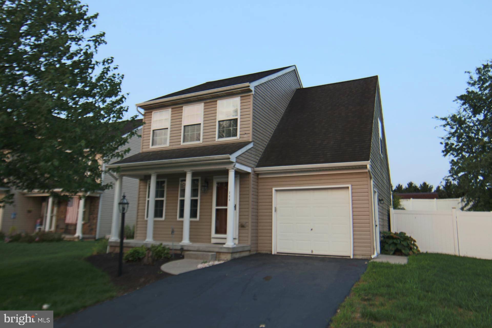 Middletown, PA 17057,208 ADOBE DR