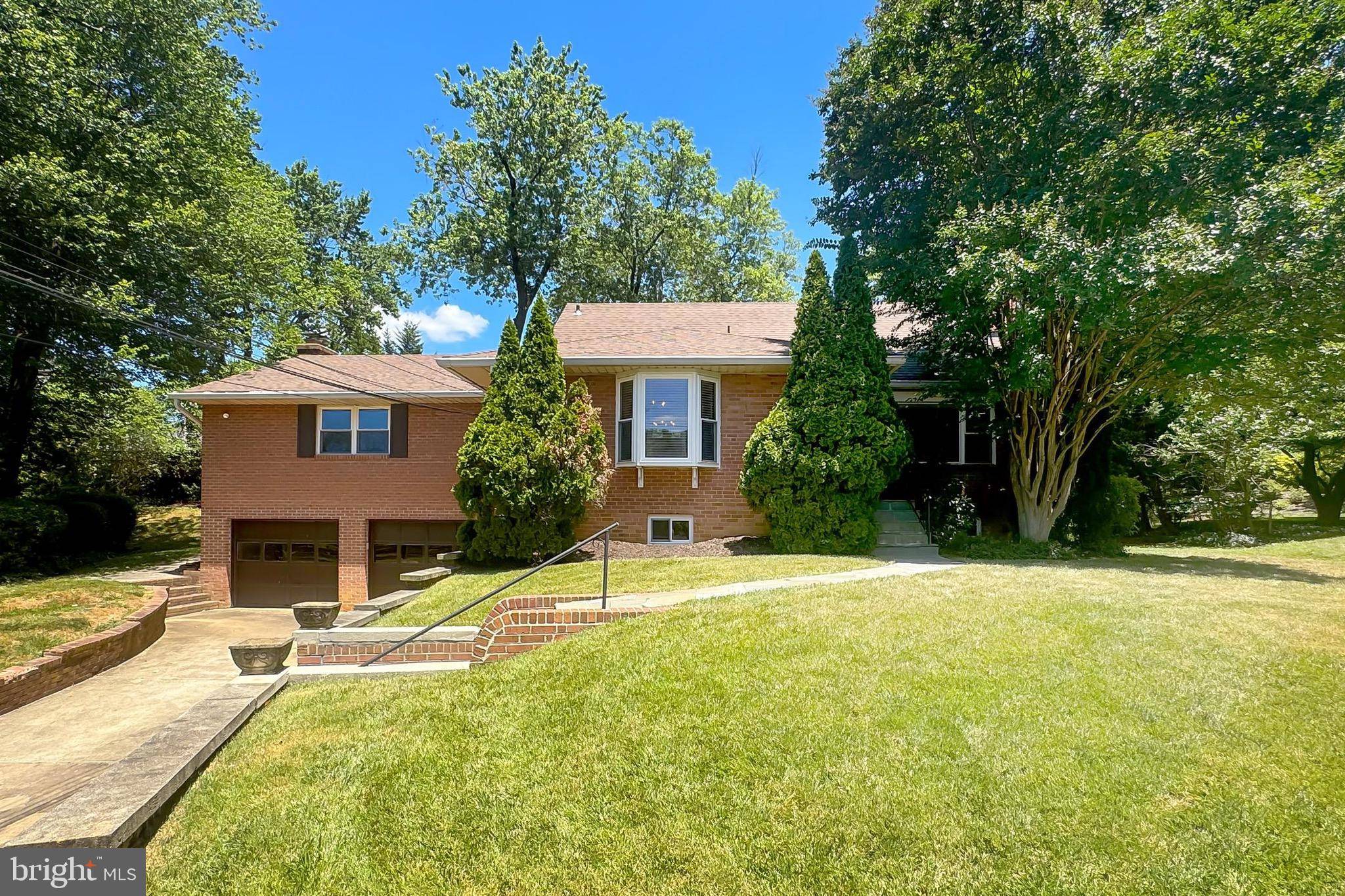 Mclean, VA 22101,1904 LAMSON PL