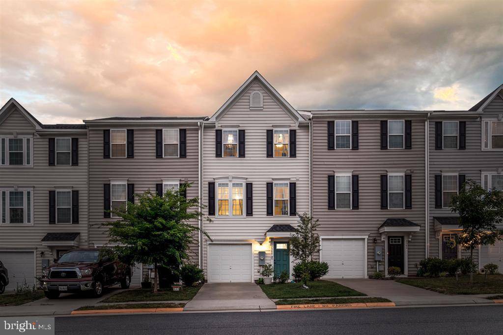 Charlottesville, VA 22911,2082 ELM TREE CT