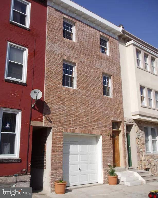 Philadelphia, PA 19146,1821 CHRISTIAN ST