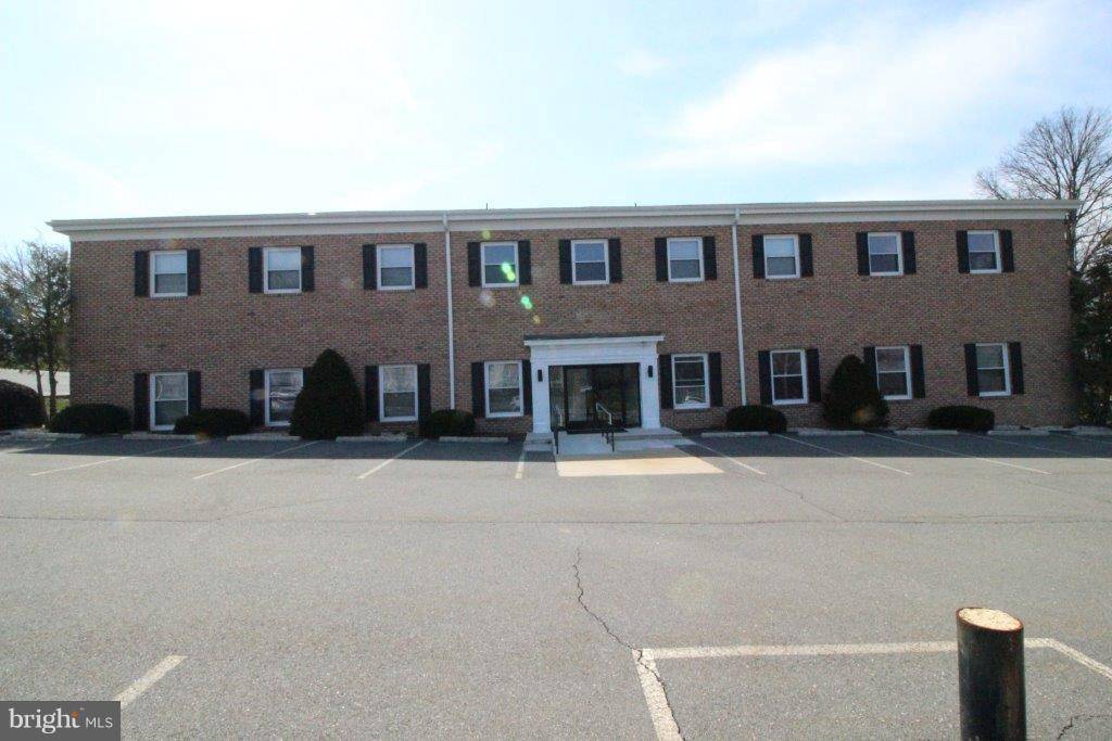 Wyomissing, PA 19610,420 N PARK RD #201