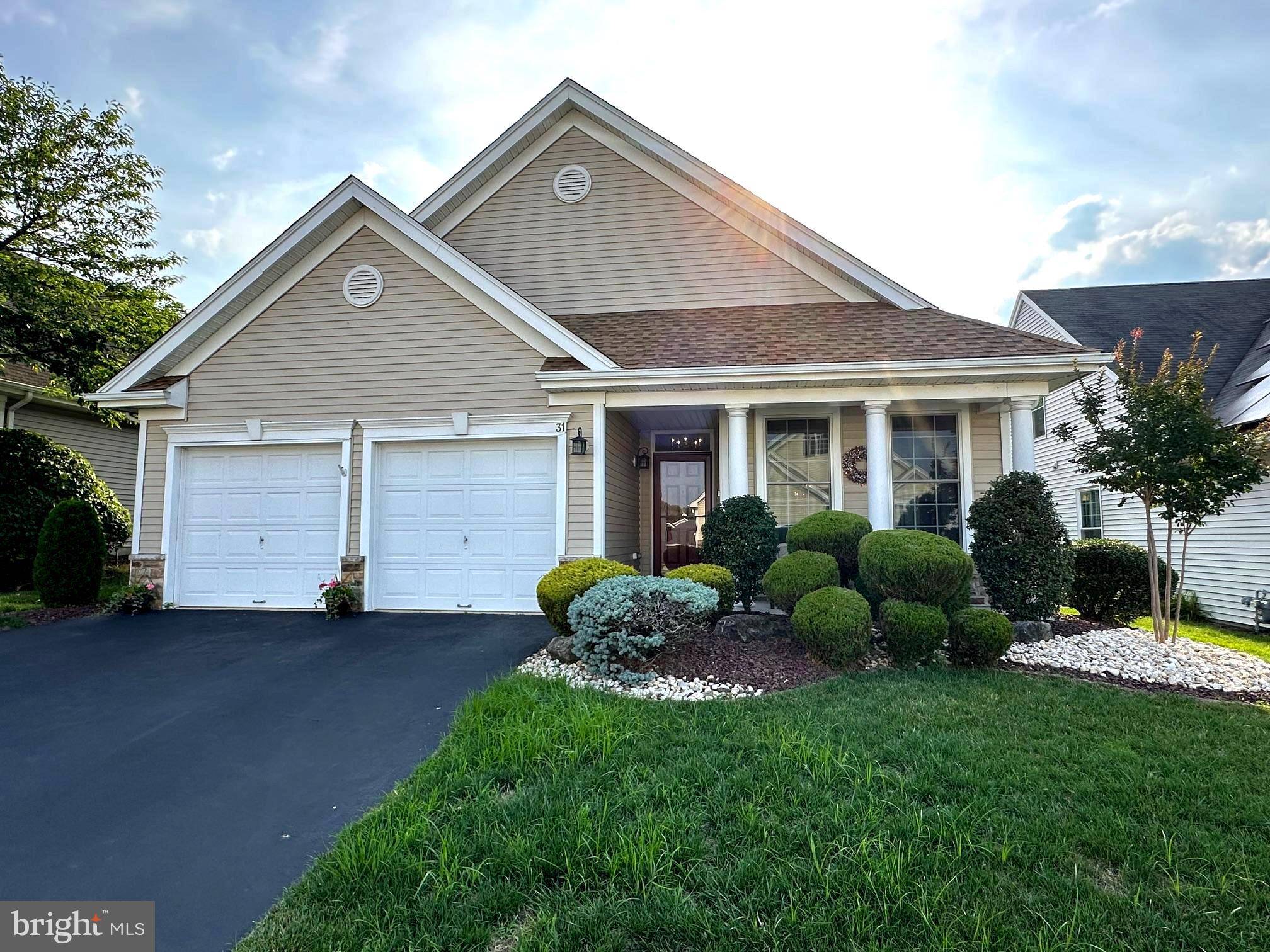 Bordentown, NJ 08620,31 HONEYFLOWER DR