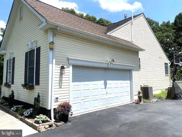 Vineland, NJ 08360,576 FORSYTHIA DR