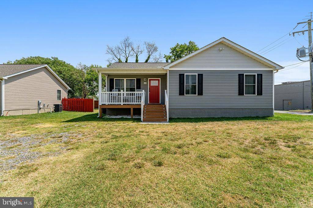 Colonial Beach, VA 22443,618 FRANKLIN ST