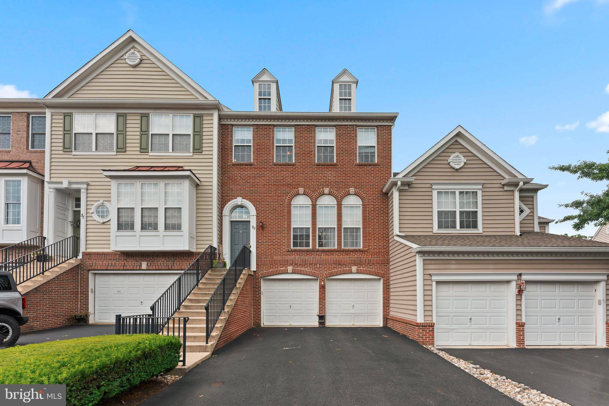 Doylestown, PA 18901,39 CORNERSTONE CT