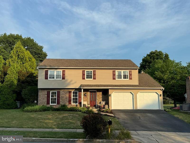 Wyomissing, PA 19610,806 APPLE DR