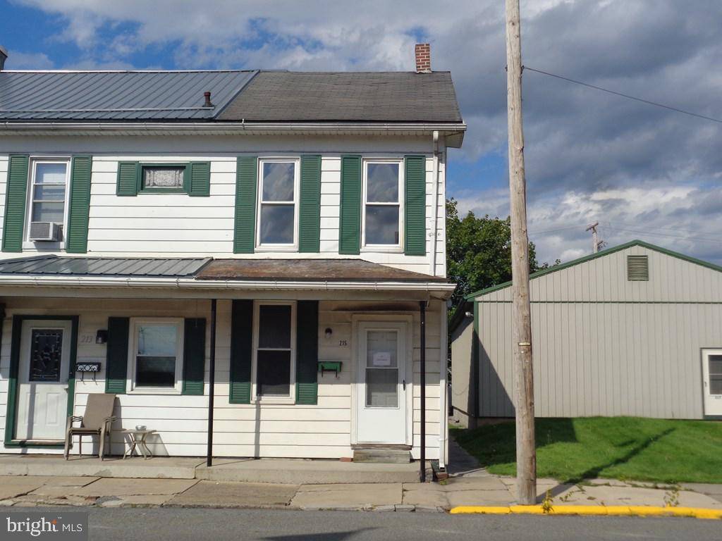 Lewistown, PA 17044,215 S MAIN ST