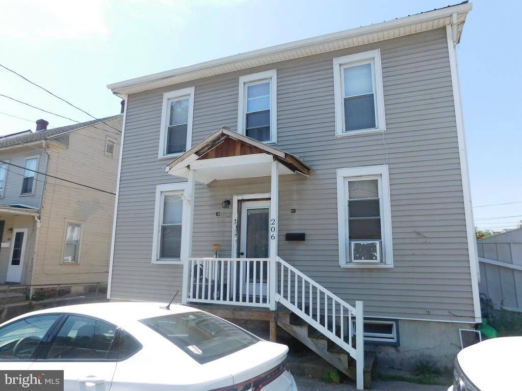 Lewistown, PA 17044,206 S SPRUCE ST