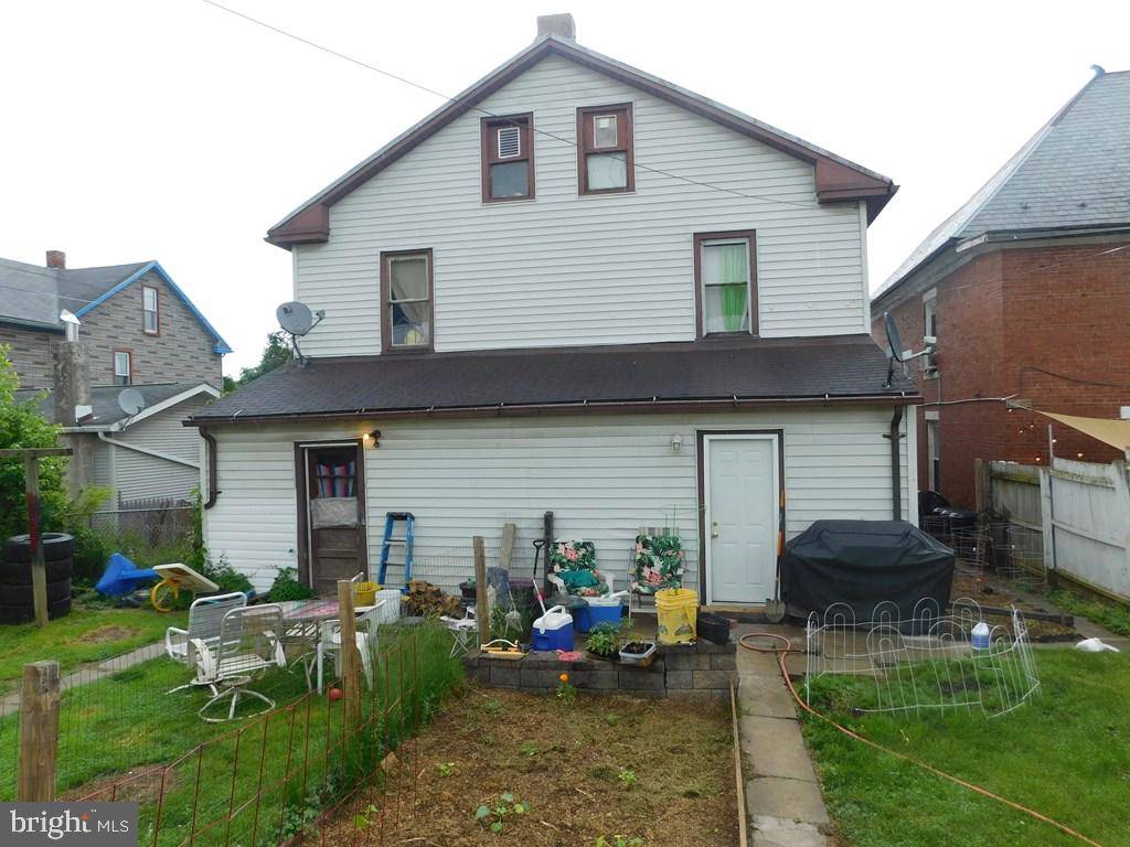 Lewistown, PA 17044,413/415 LOGAN ST