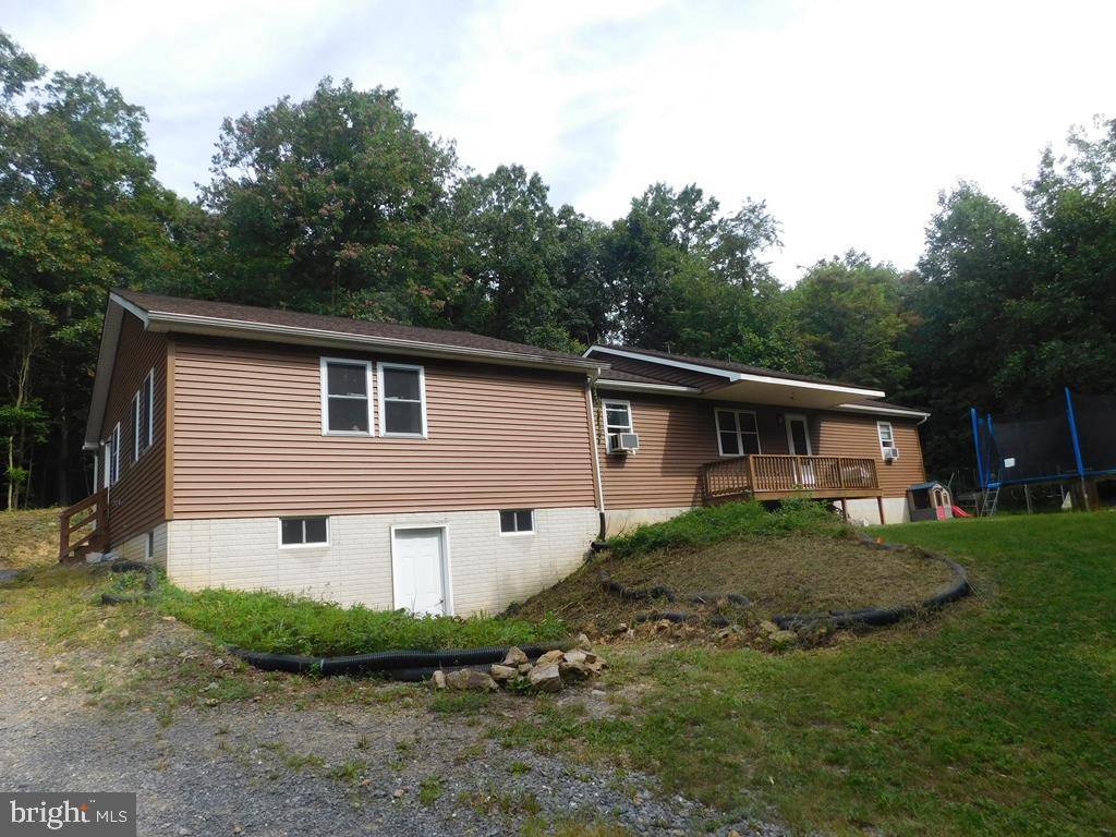 Mifflintown, PA 17059,96 PRIVATE RIDGE DR