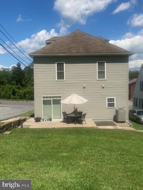 Yeagertown, PA 17099,300 S MAIN ST