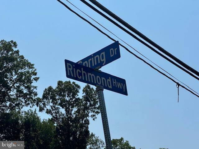 Alexandria, VA 22306,7014 RICHMOND HWY