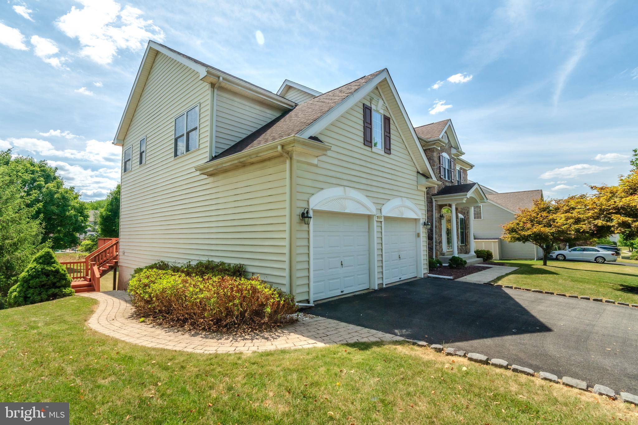 Macungie, PA 18062,7111 TUSCANY DR