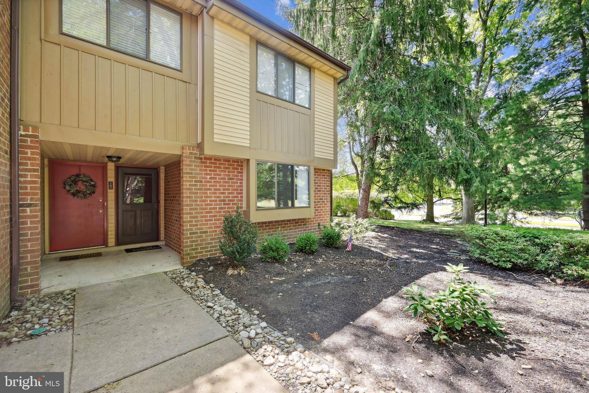 Mount Laurel, NJ 08054,101-A CYPRESS POINT CIR