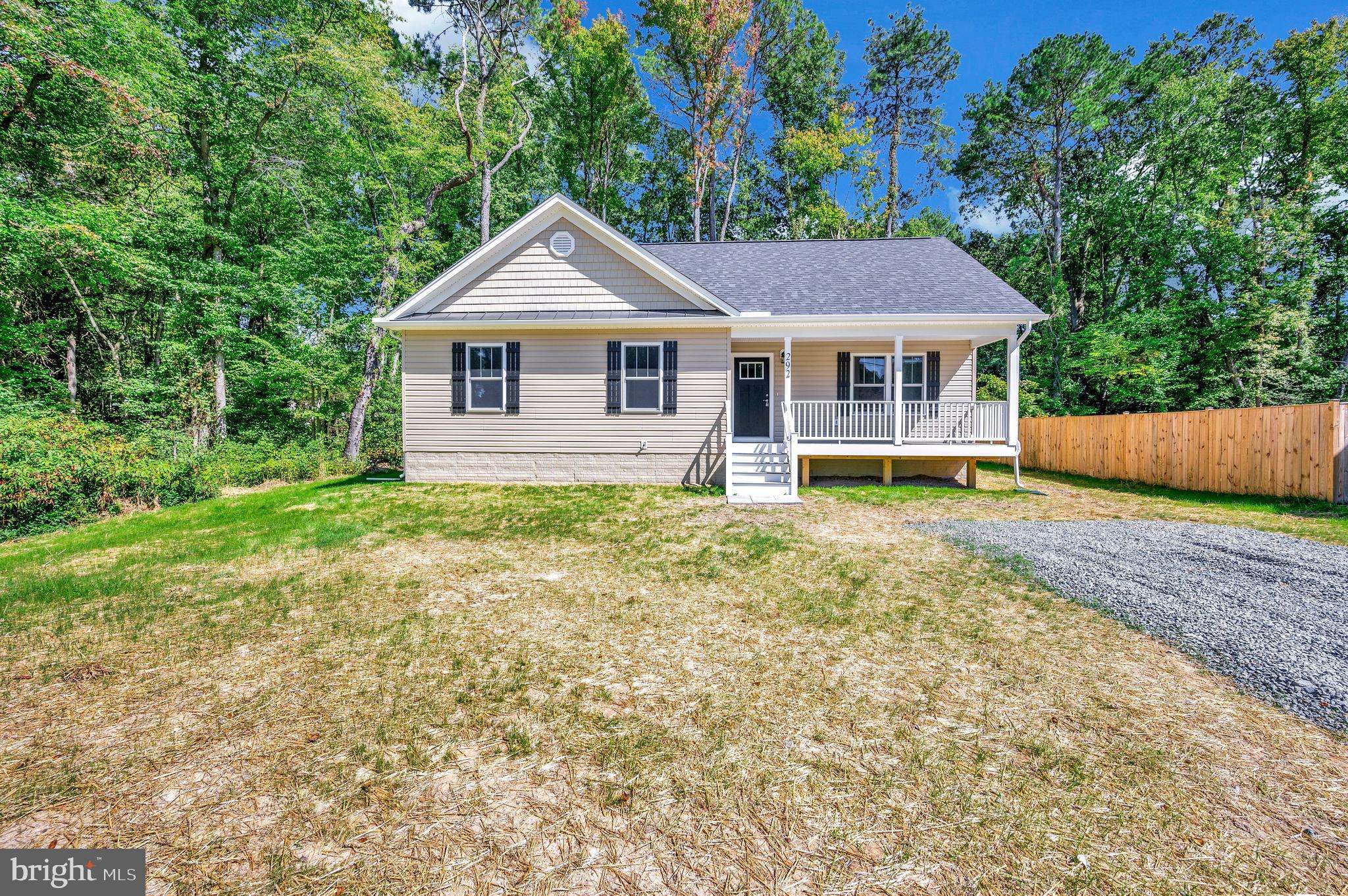 Colonial Beach, VA 22443,292 WESTMORELAND DR