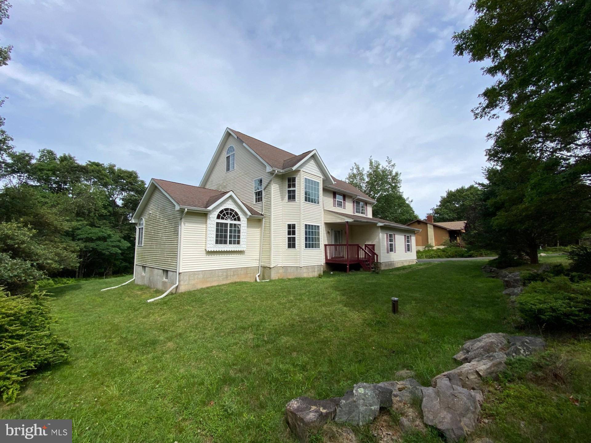 Albrightsville, PA 18210,518 SCENIC DR