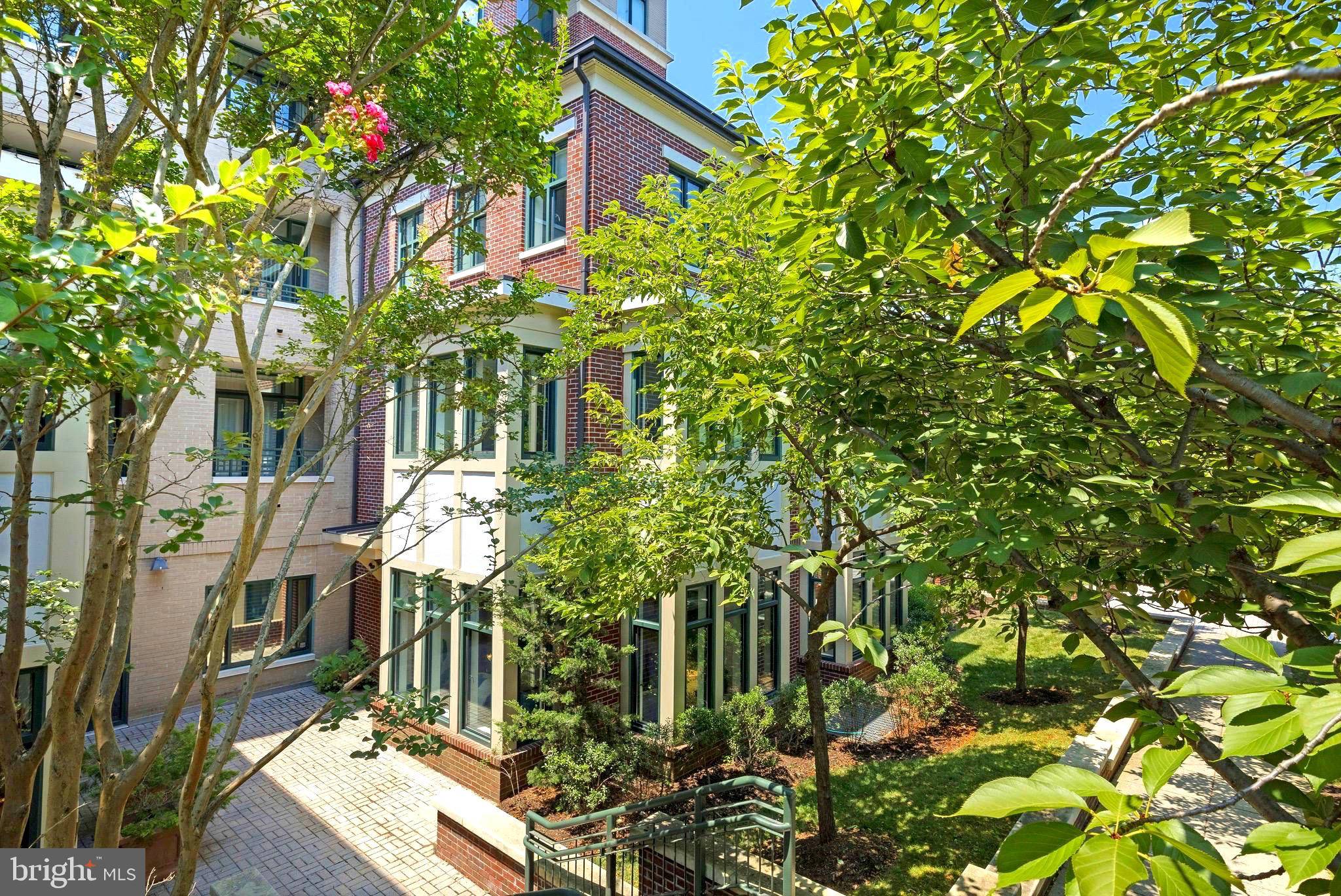 Washington, DC 20016,4750 41ST ST NW #TOWNHOUSE 4