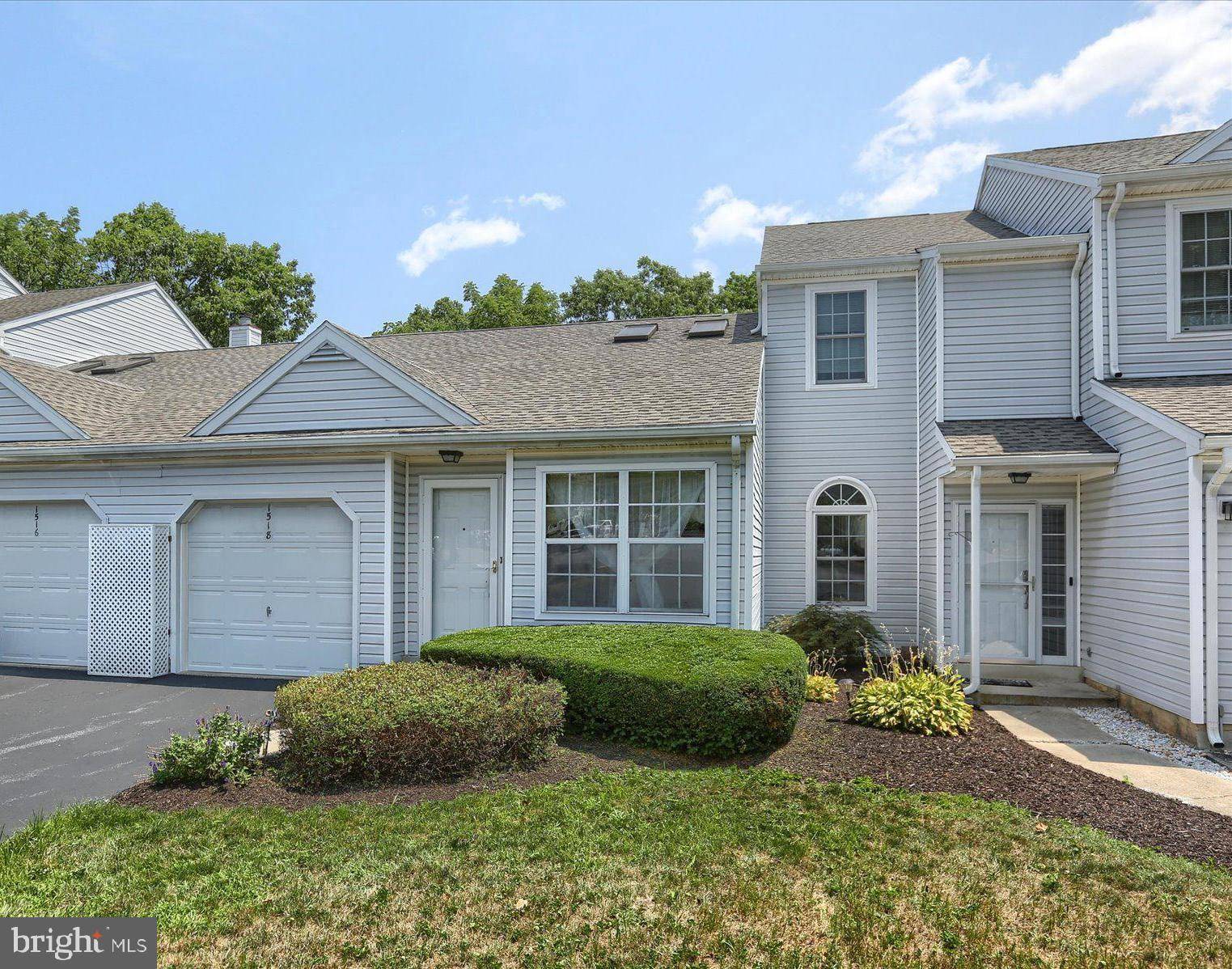 Harrisburg, PA 17111,1518 SPRING KNOLL CT