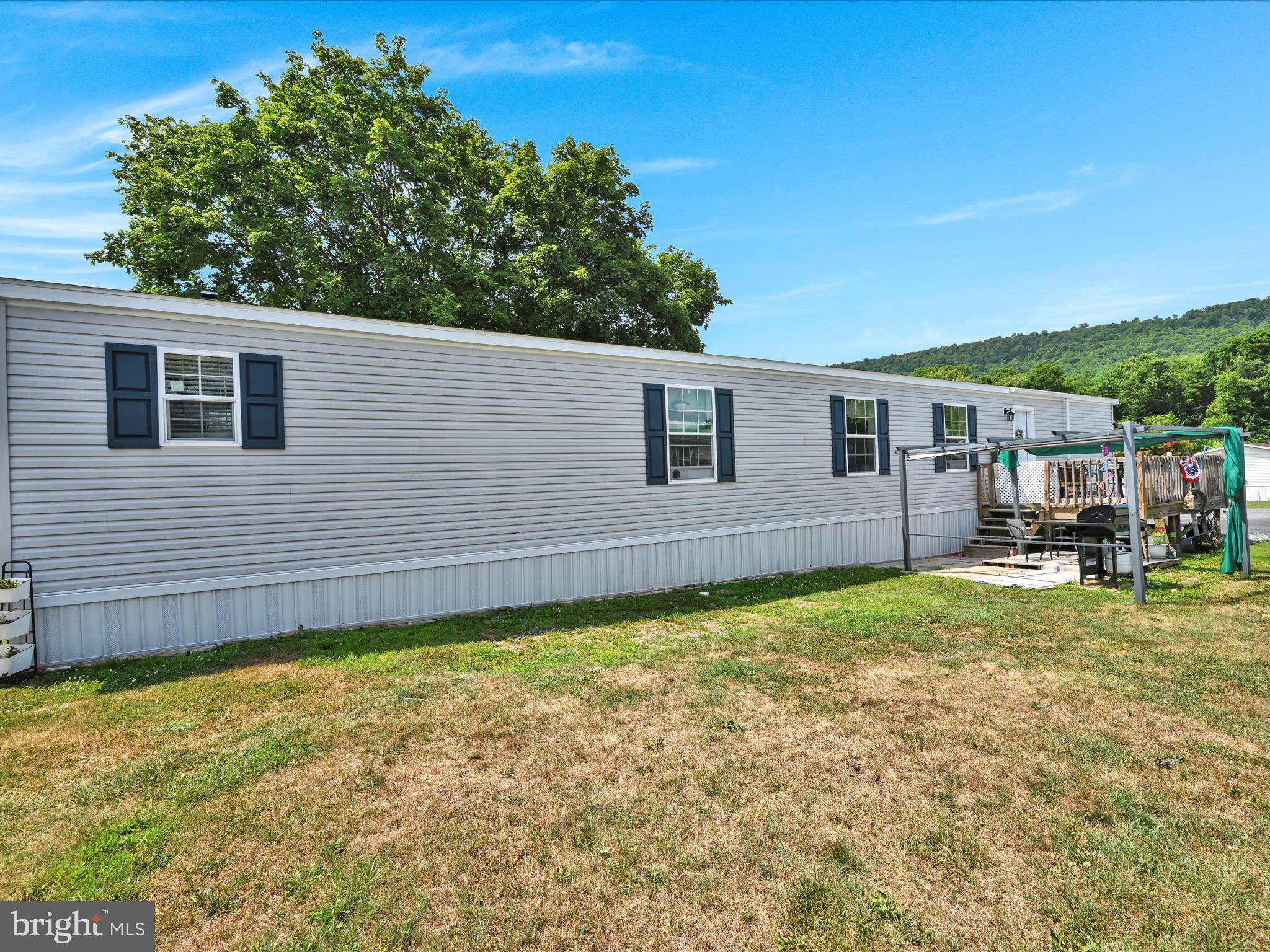 Pine Grove, PA 17963,720 MOUNTAIN ROAD