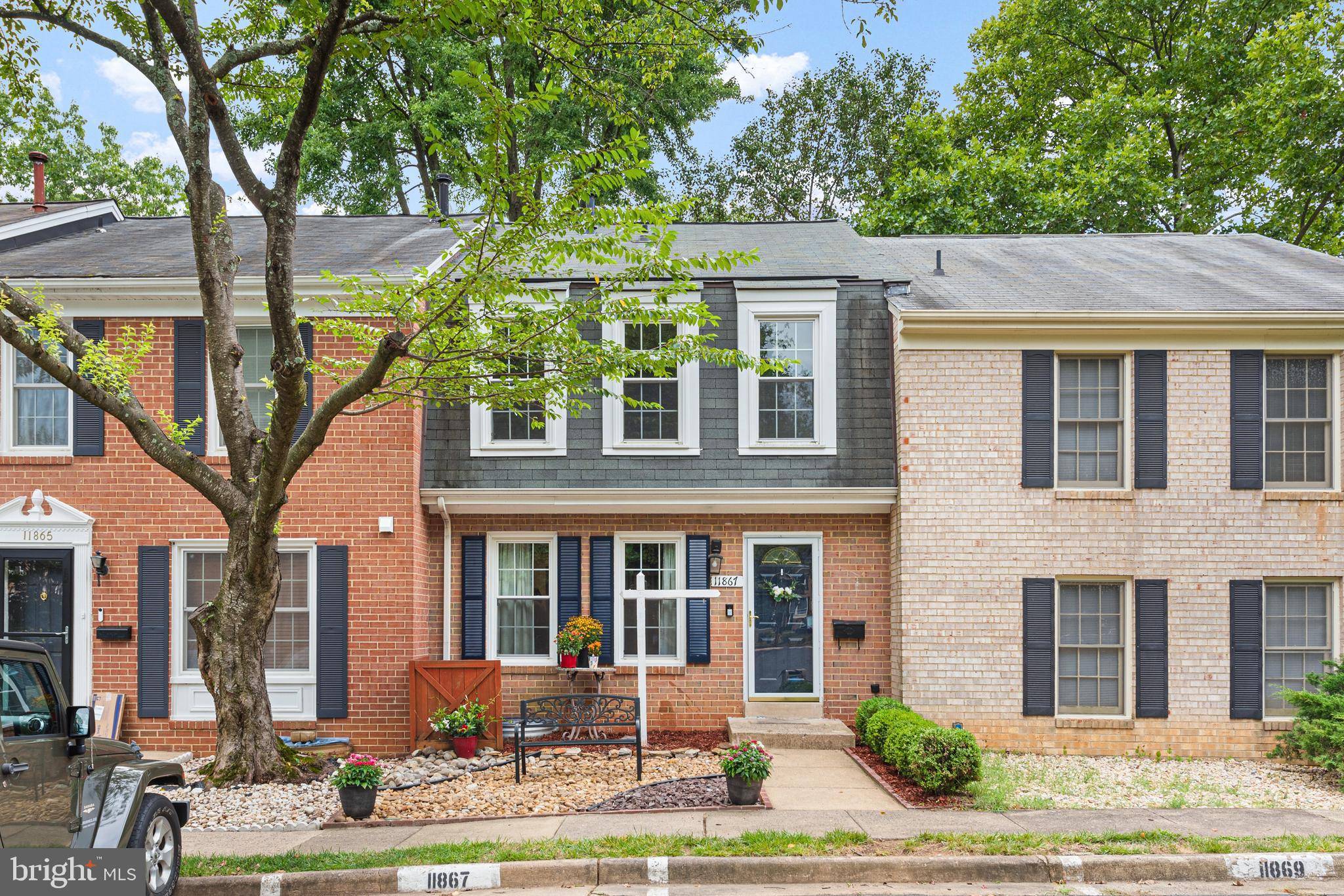 Reston, VA 20191,11867 DUNLOP CT