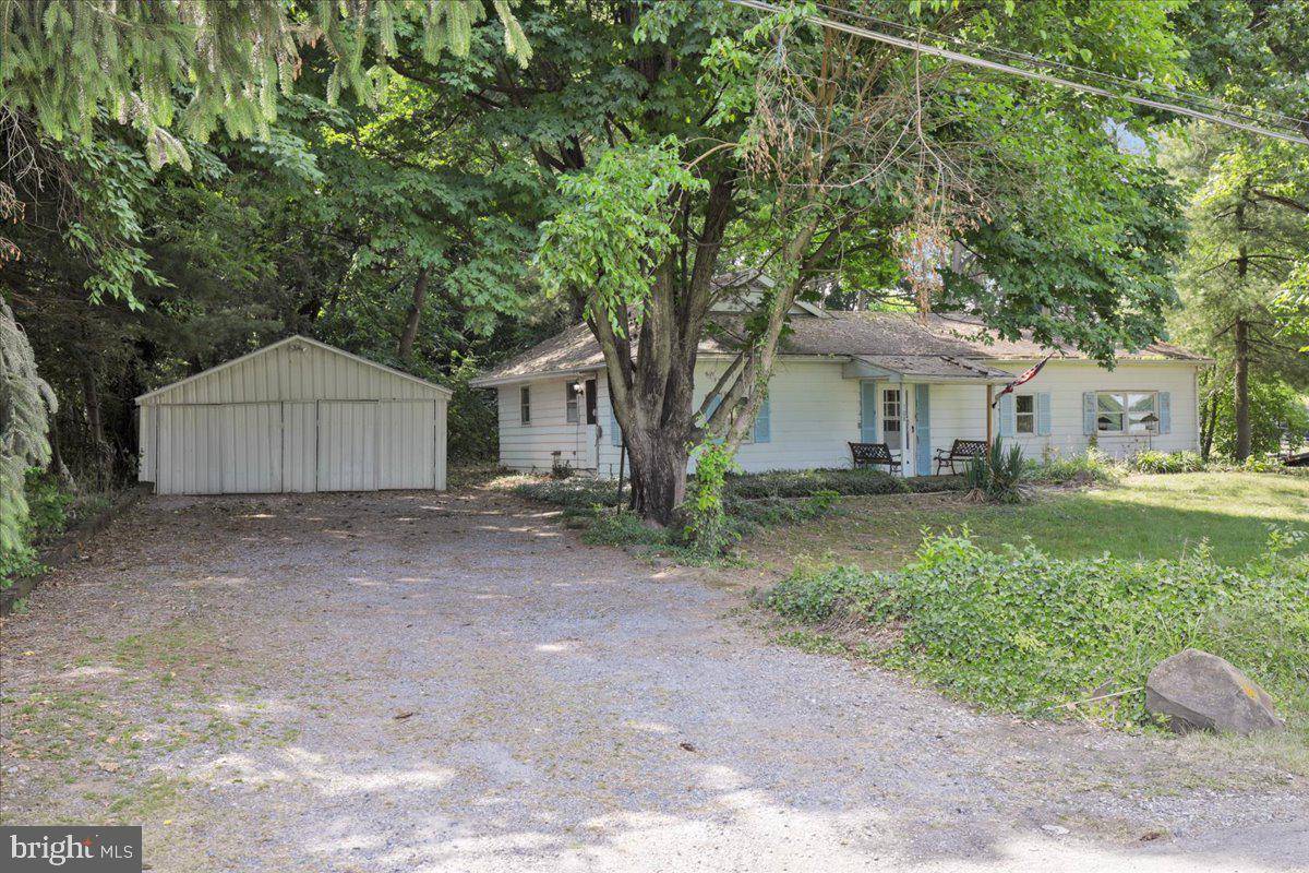 Bainbridge, PA 17502,108 WICKERSHAM RD