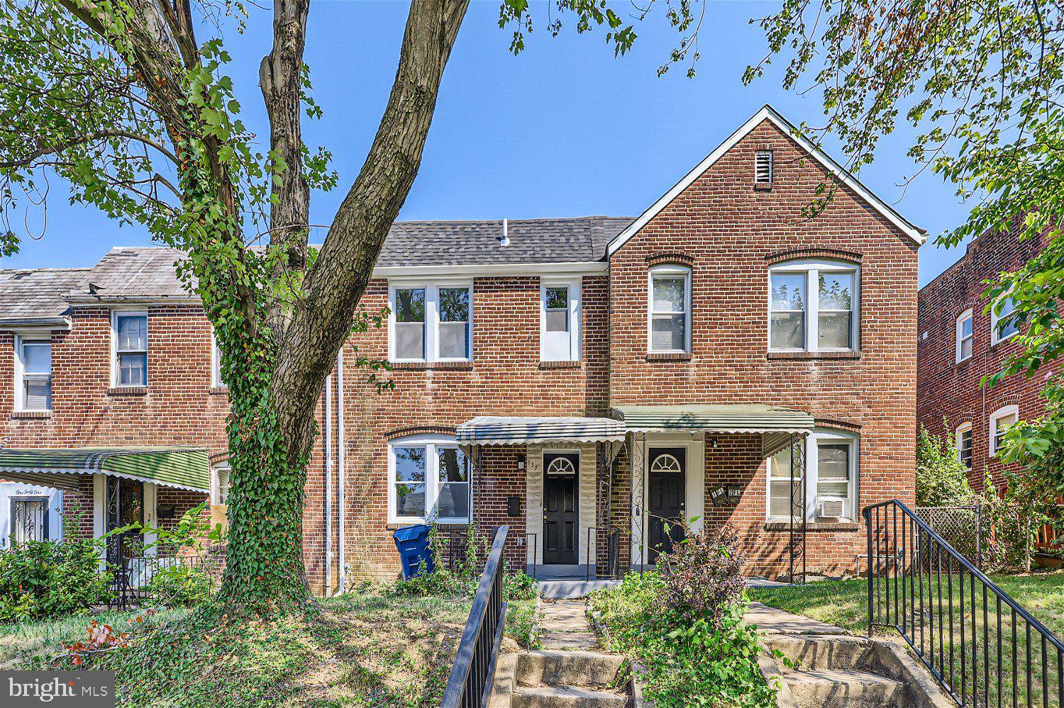 Baltimore, MD 21229,137 DENISON ST