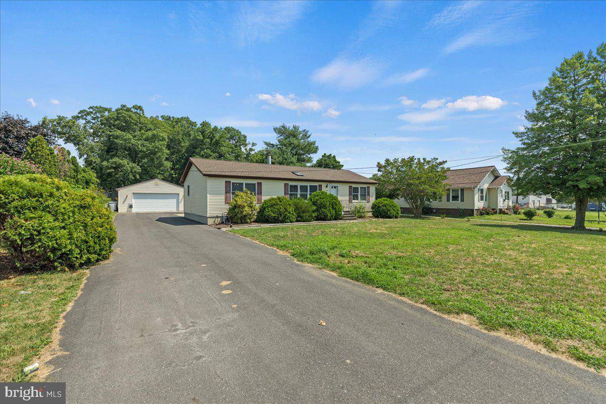 Vineland, NJ 08360,146 FOSTER AVE