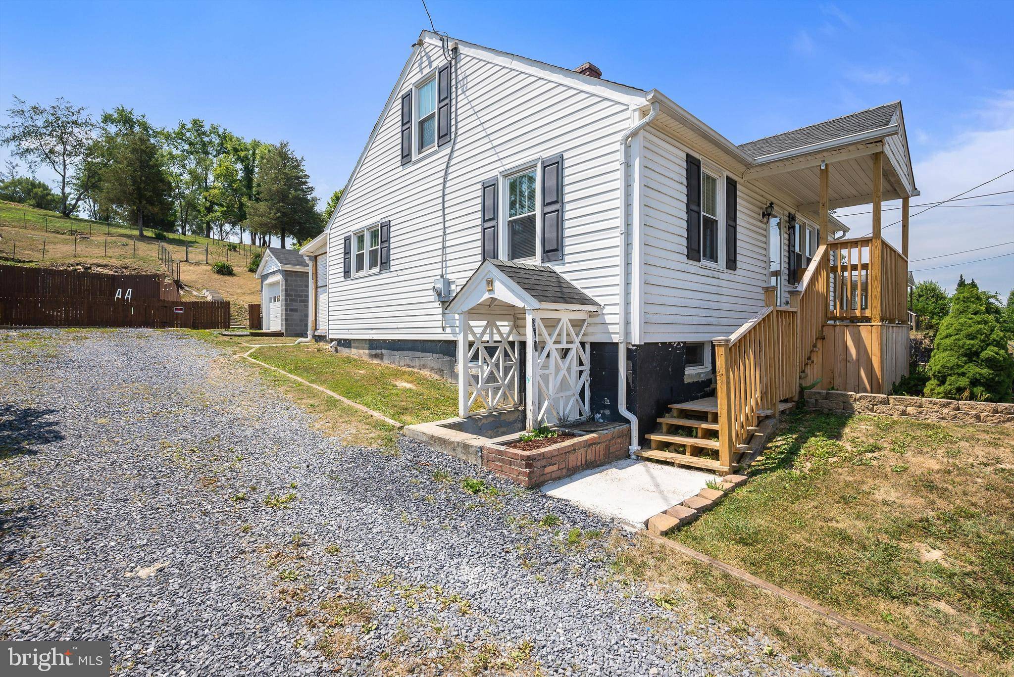 Craigsville, VA 24430,299 E CRAIG ST