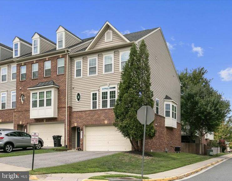 Woodbridge, VA 22192,12690 LAKESIDE CT