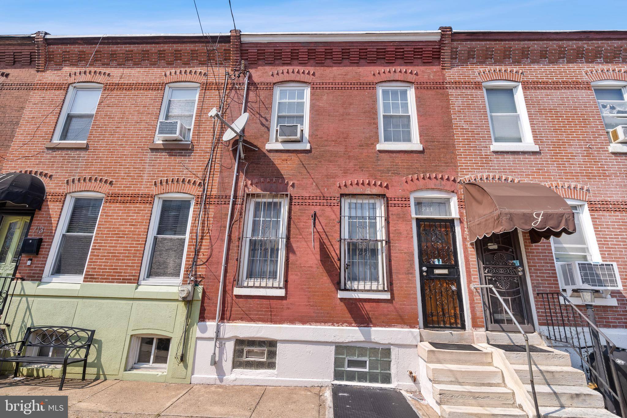 Philadelphia, PA 19148,711 MCKEAN ST