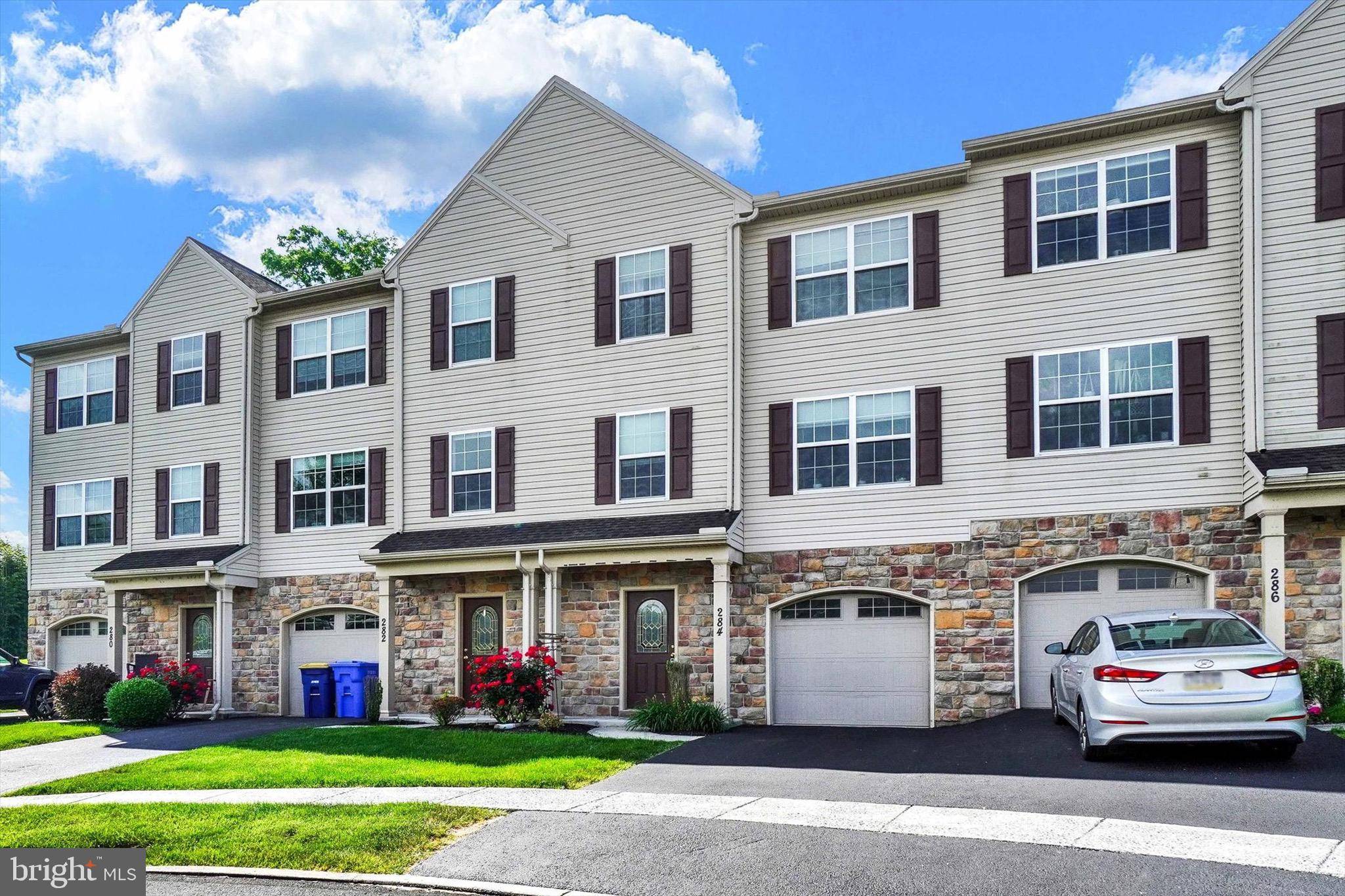 New Cumberland, PA 17070,284 FIELDSTONE CT #101