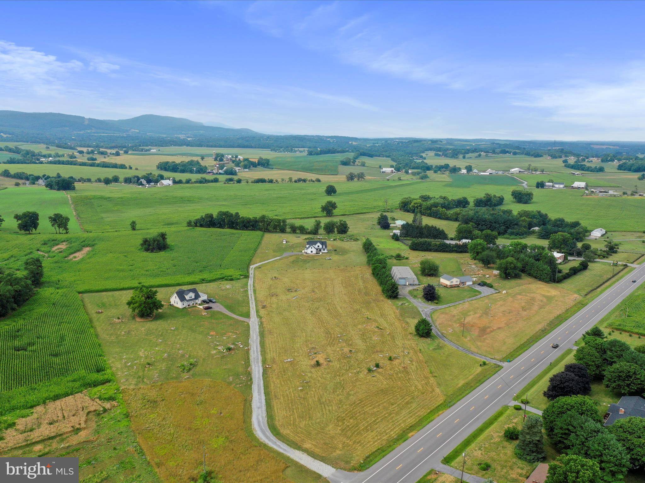 Smithsburg, MD 21783,14512 ROUND HOUSE FARM LN