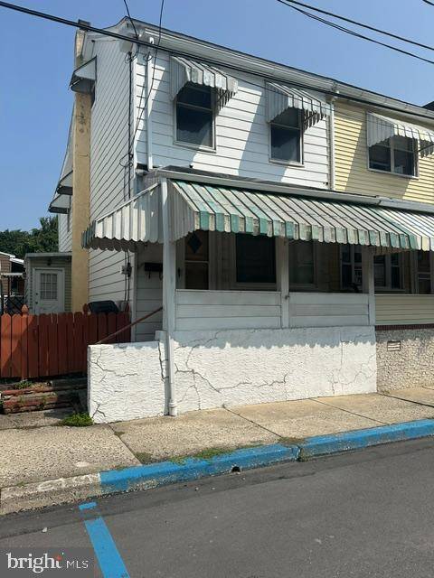 Tamaqua, PA 18252,327 W SPRUCE ST