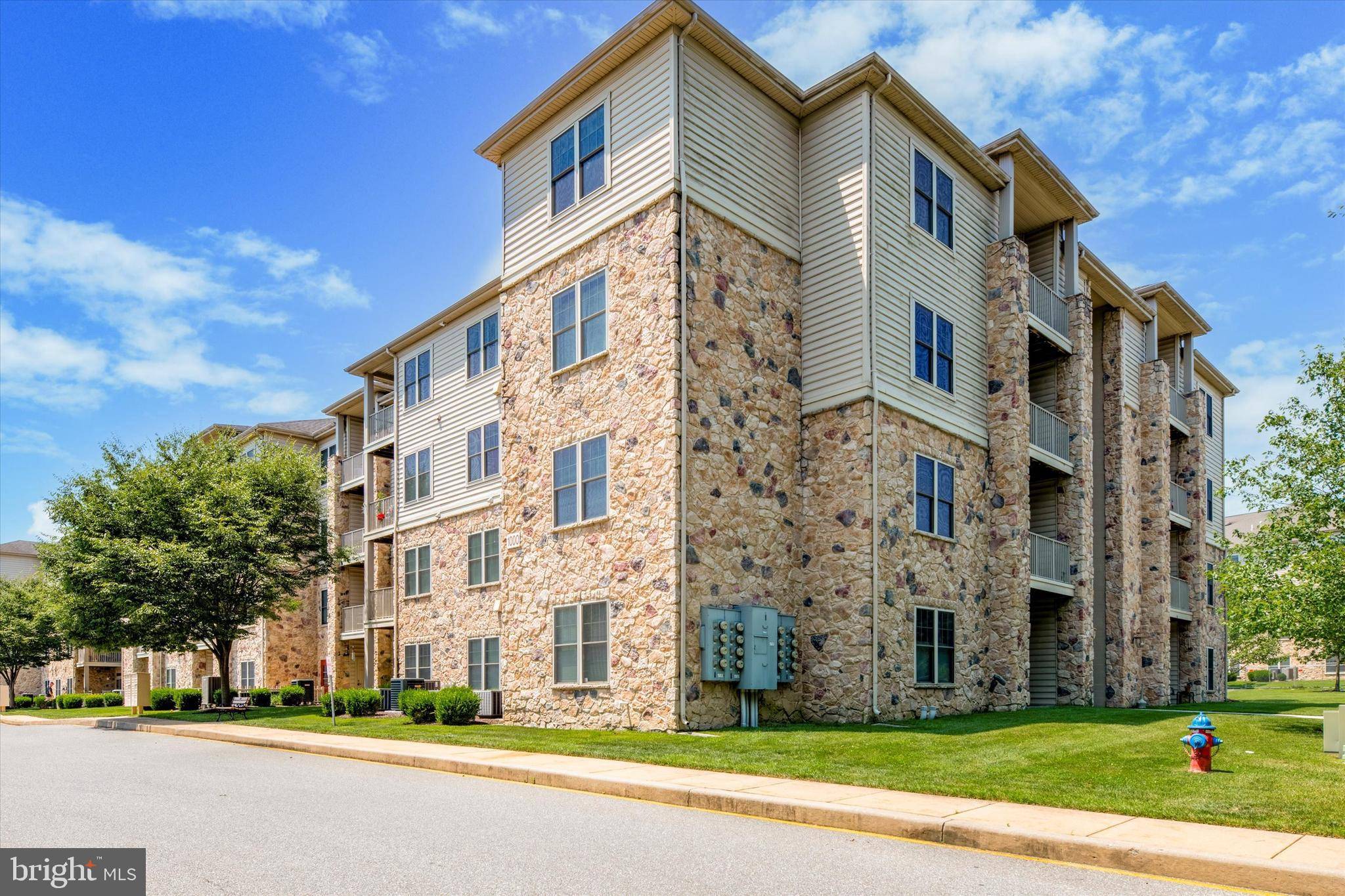 Newark, DE 19713,1000-UNIT FOUNTAINVIEW CIR #1101