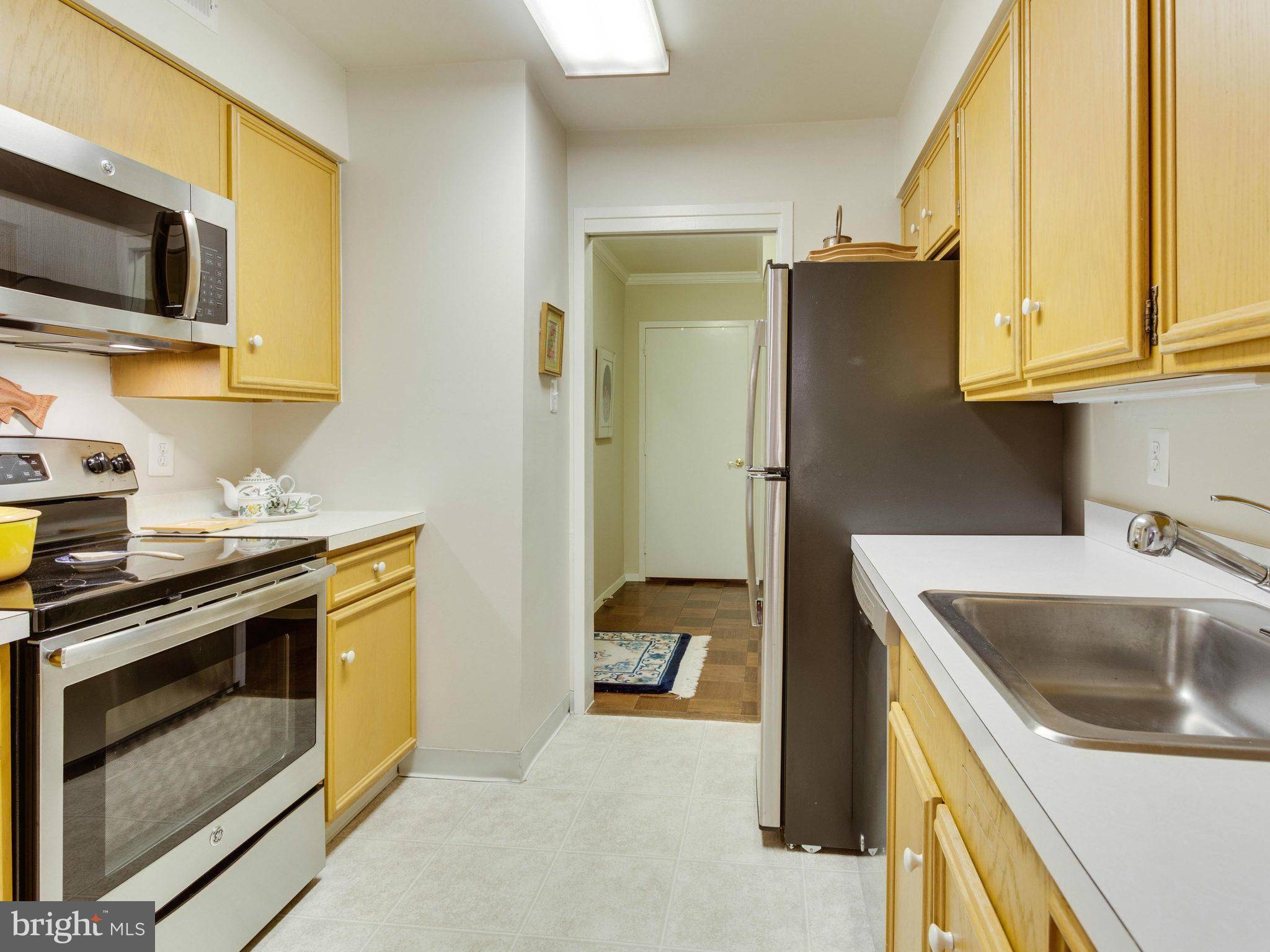 Arlington, VA 22203,3800 FAIRFAX DR #1401